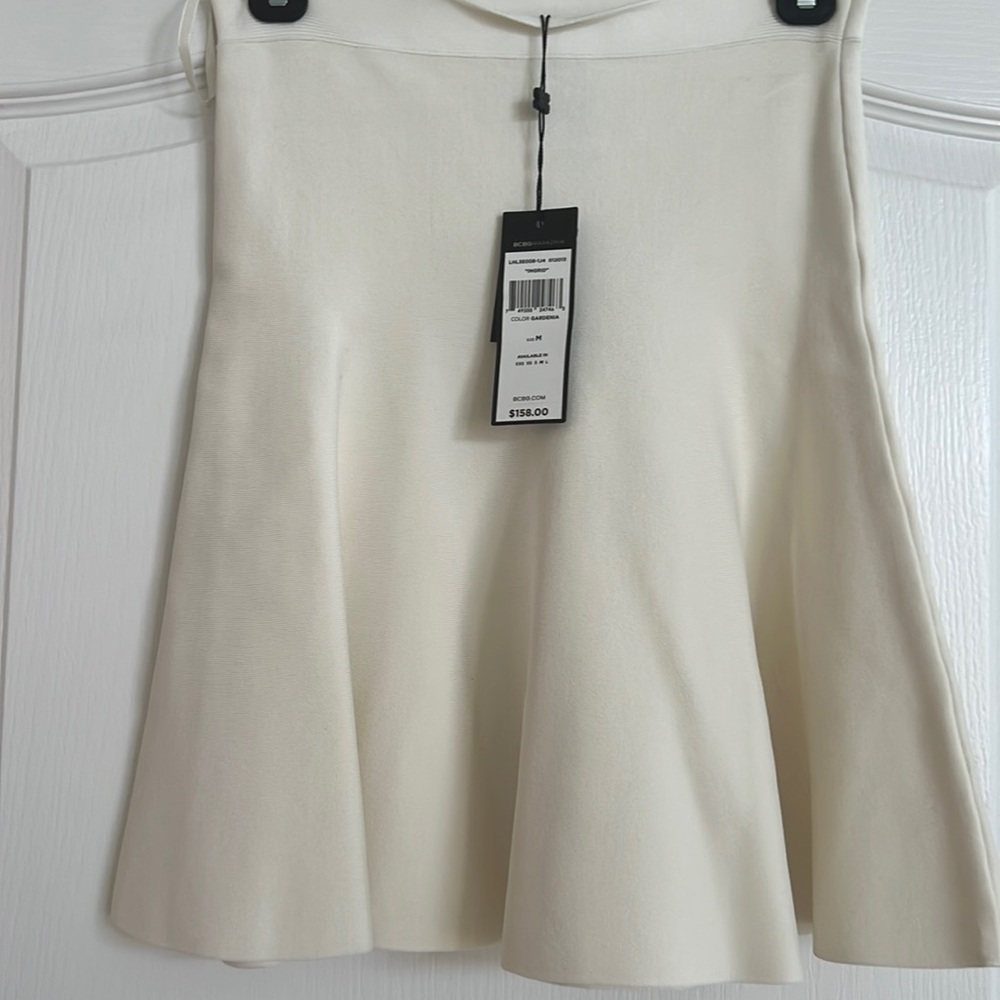 New ivory BCBG flair swingy skirt